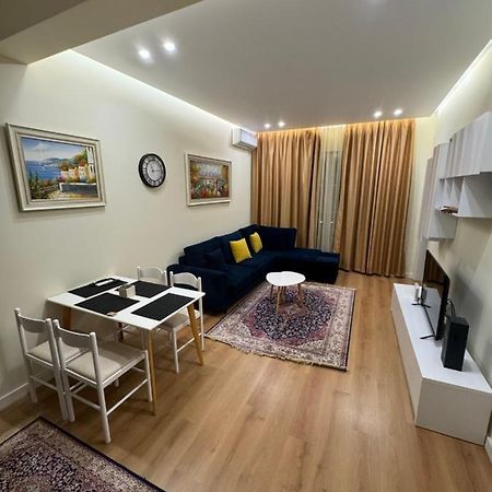 Altair Apartment Tirana Esterno foto